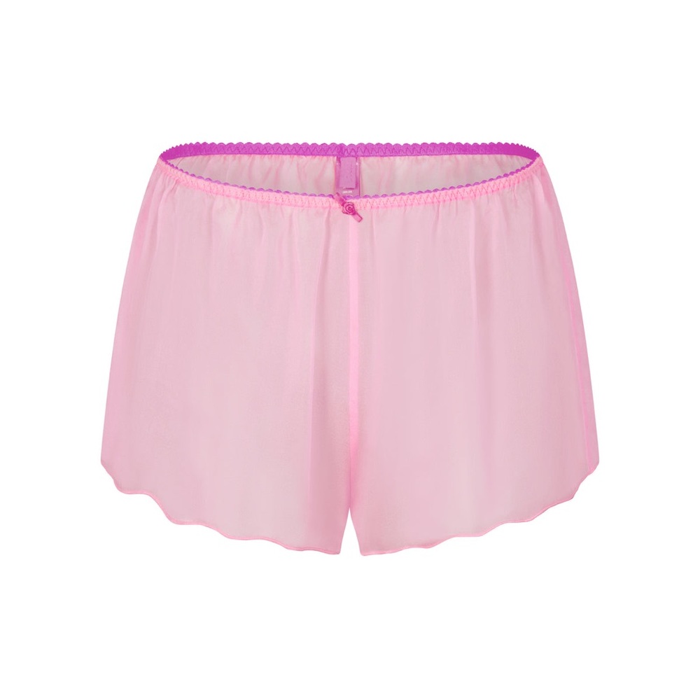NWT Rare SKIMS Romance Short in Bubble Gum Size M!! 🍬💓🌸🎀